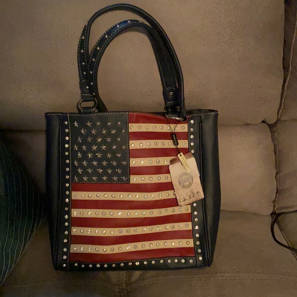 Patriotic conceal carry purse NWT